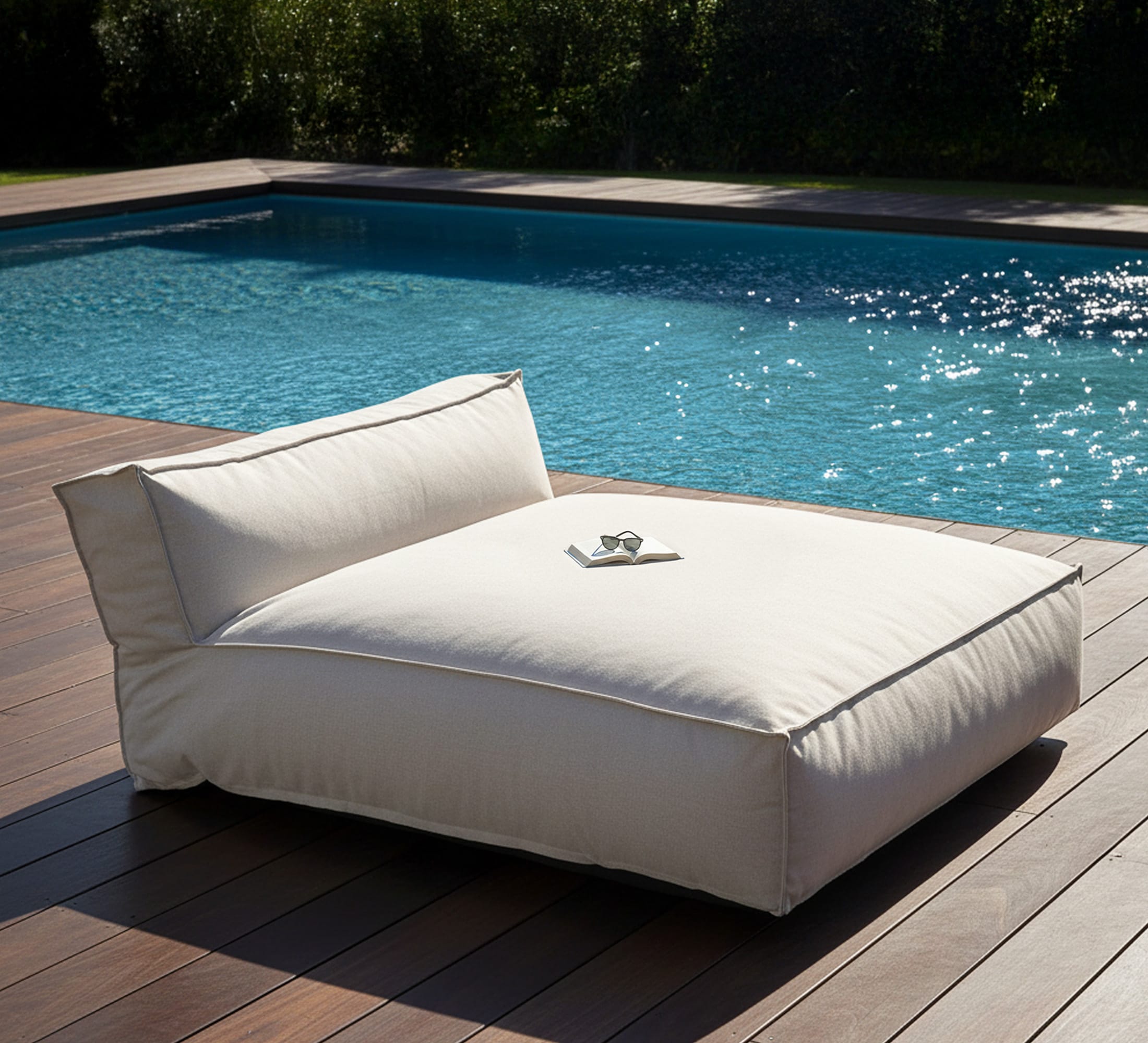 Noosa Outdoor Single Day Bed - Light Taupe