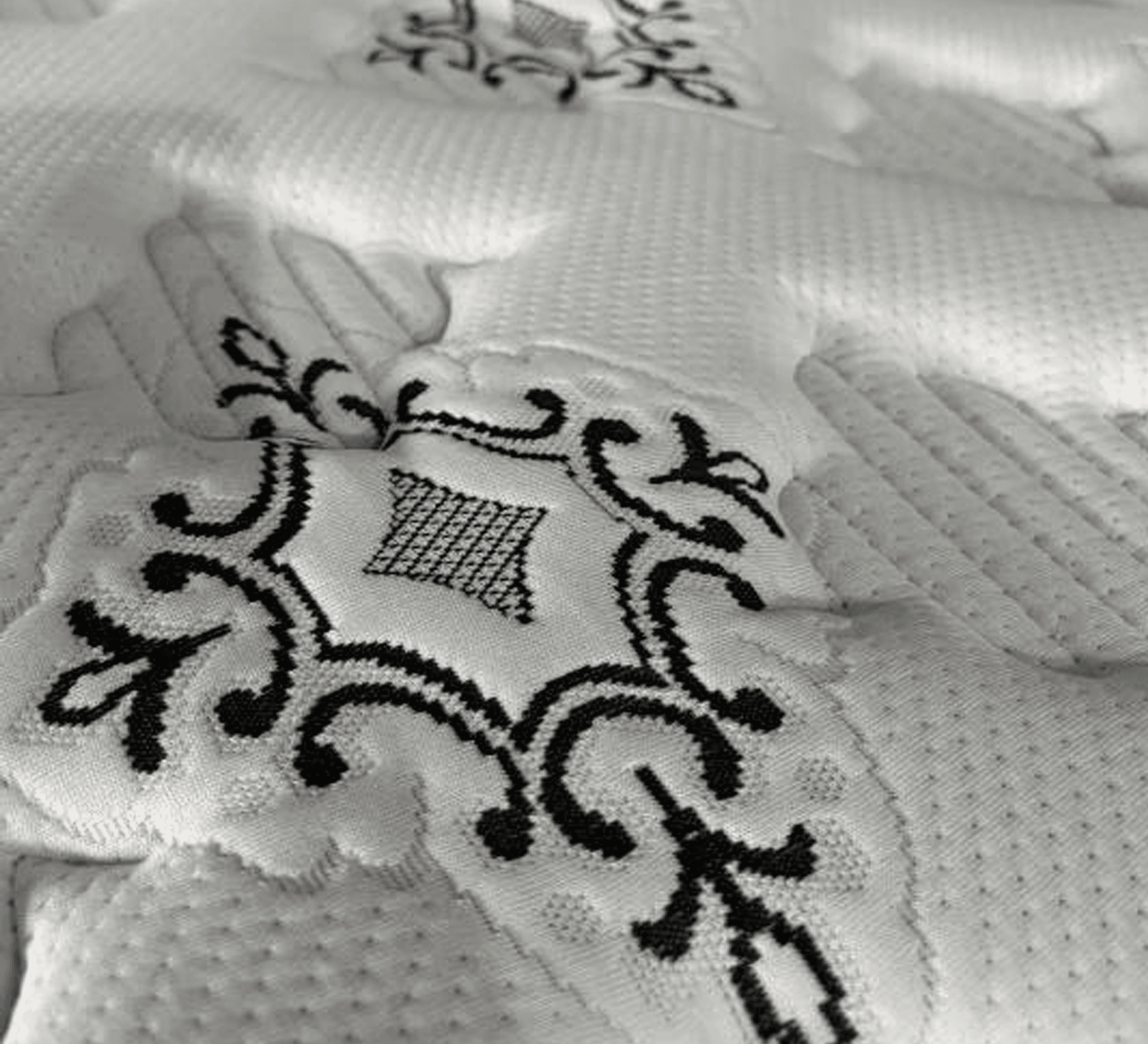 Luna 300 Box Mattress - Double