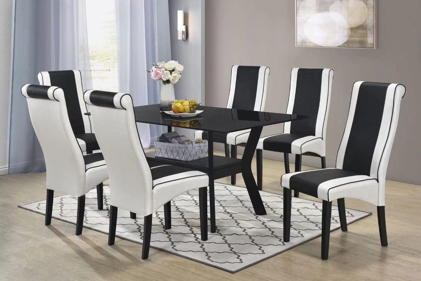 The Perfect Dining Experience: Introducing the Sarah Dining Table